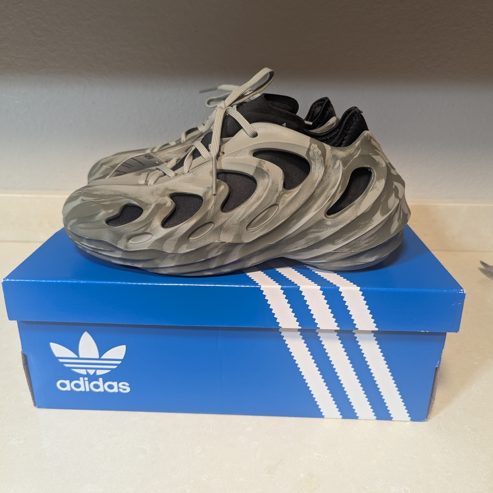 Men's Adidas Adifoam Q Lifestyle Shoes, Olive & Gray Size